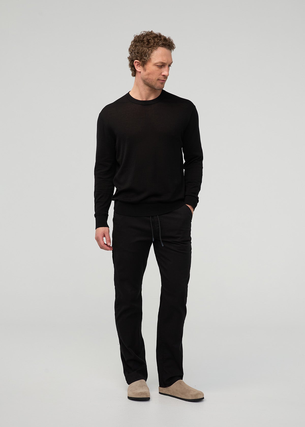 Men's Black Traveller Pant full front body