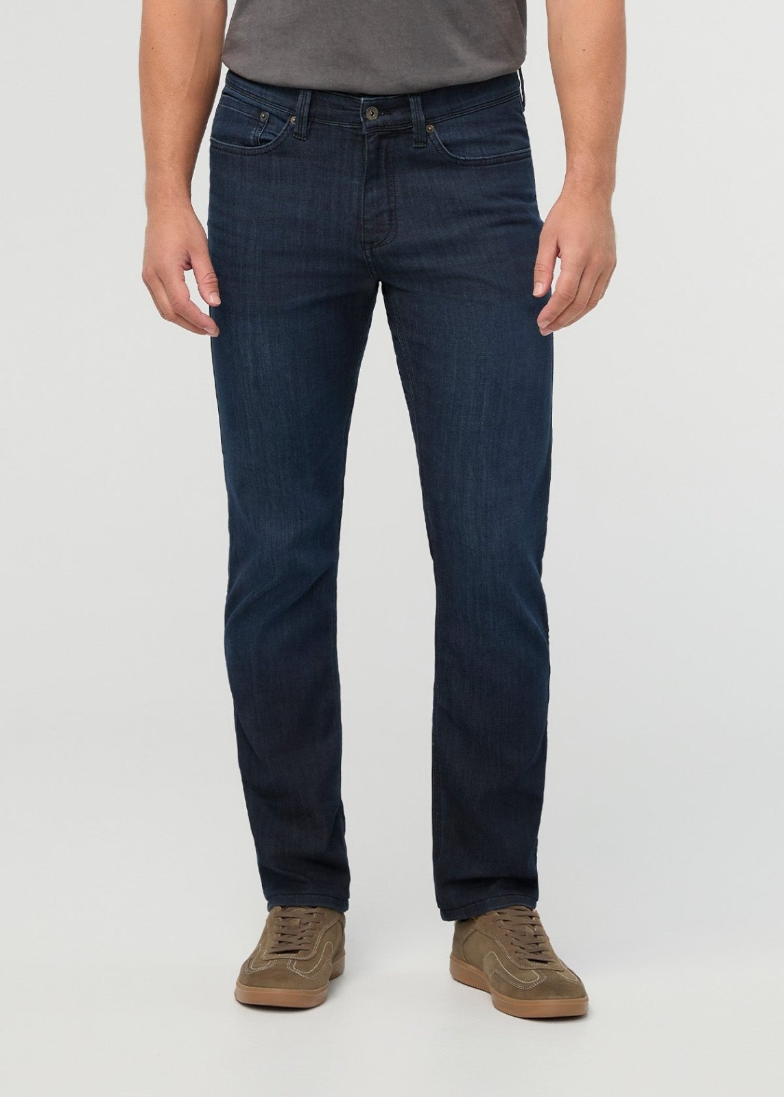 Jean pour homme Carbon Stone Performance Denim Lite, coupe slim droite à l'avant
