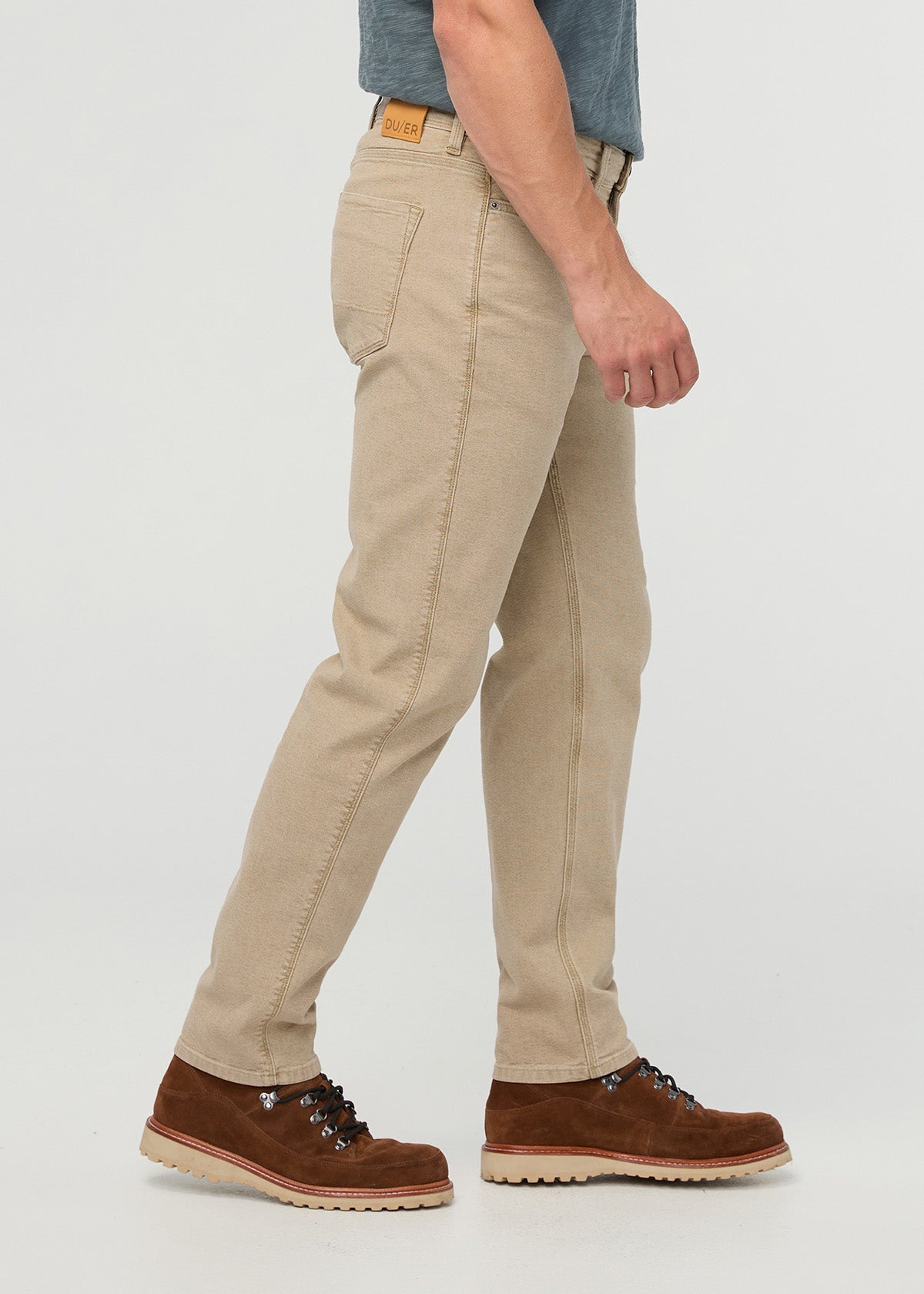 homme-toile-extensible-coupe-ample-effilée-beige côté