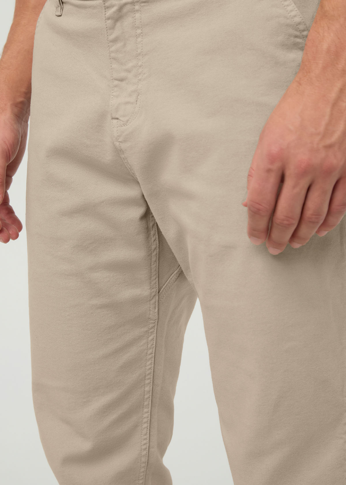 pantalon-de-charpentier-en-toile-extensible-pour-homme-teint-en-pièce-couleur-sable avec gousset à l'avant