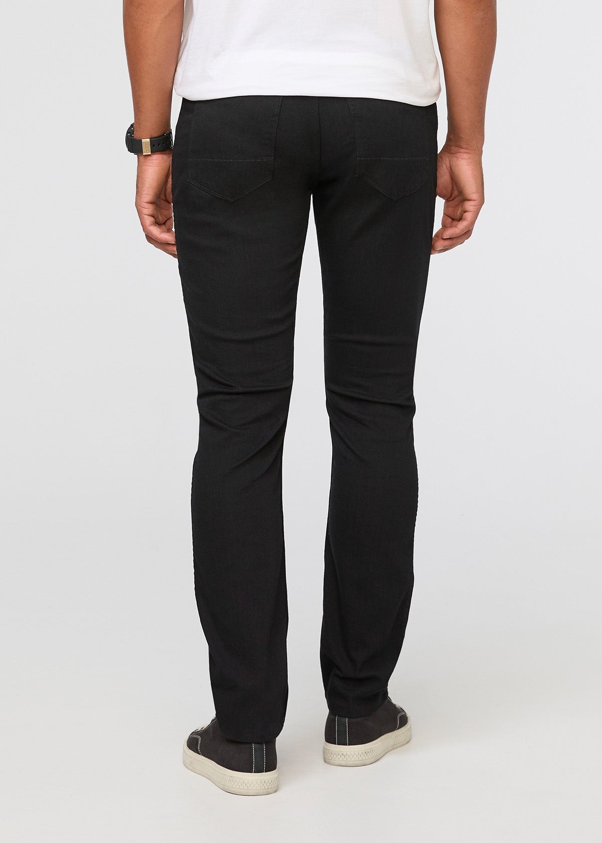 Men's Performance Denim Relaxed Black / 32 32