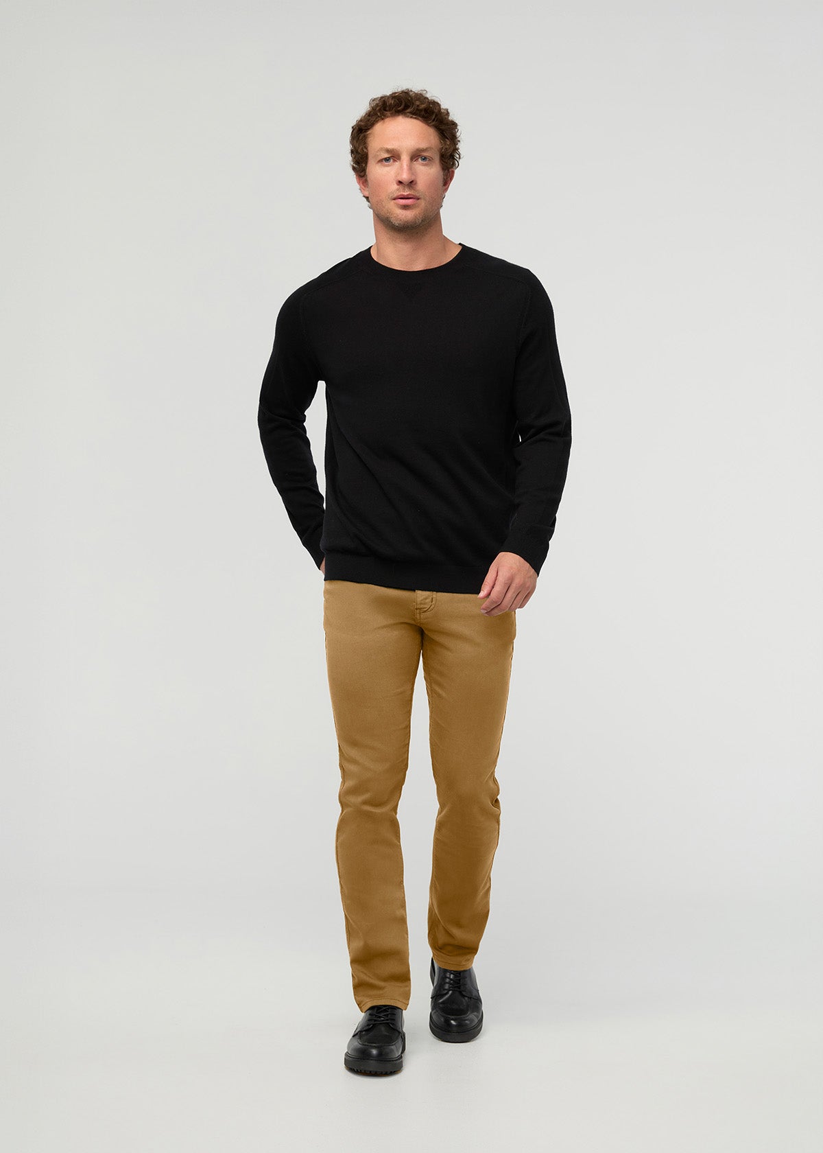 mens-no-sweat-slim-straight-caramel full front body