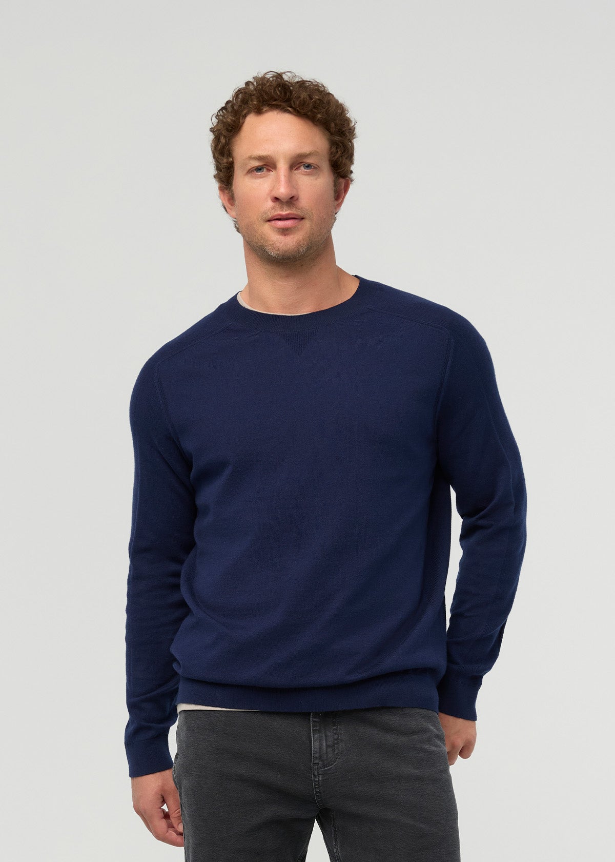 mens-easyknit-lite-col-rond-bleu-marine-vif - face avant