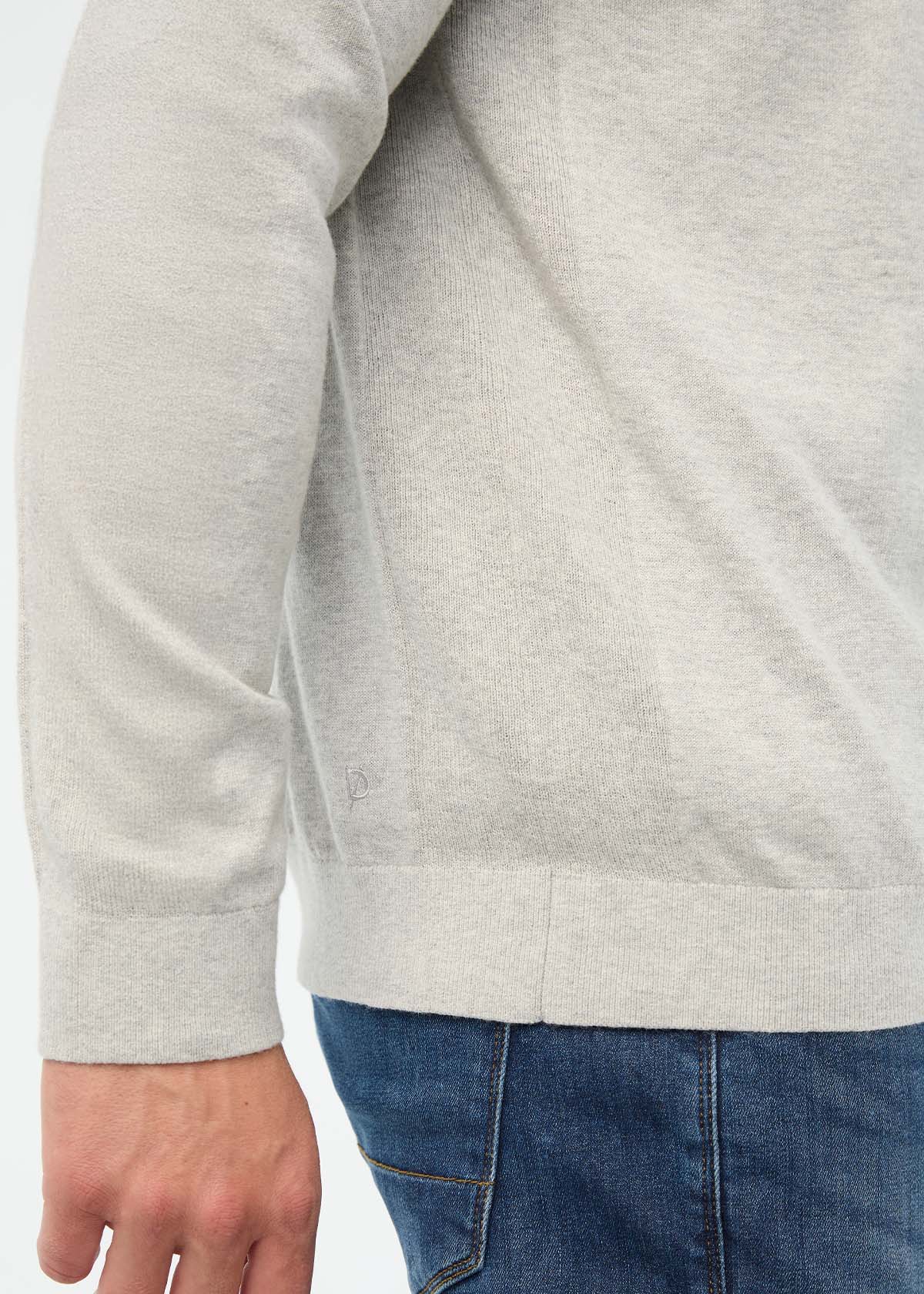 mens-easyknit-lite-crew-neck-earl-grey side