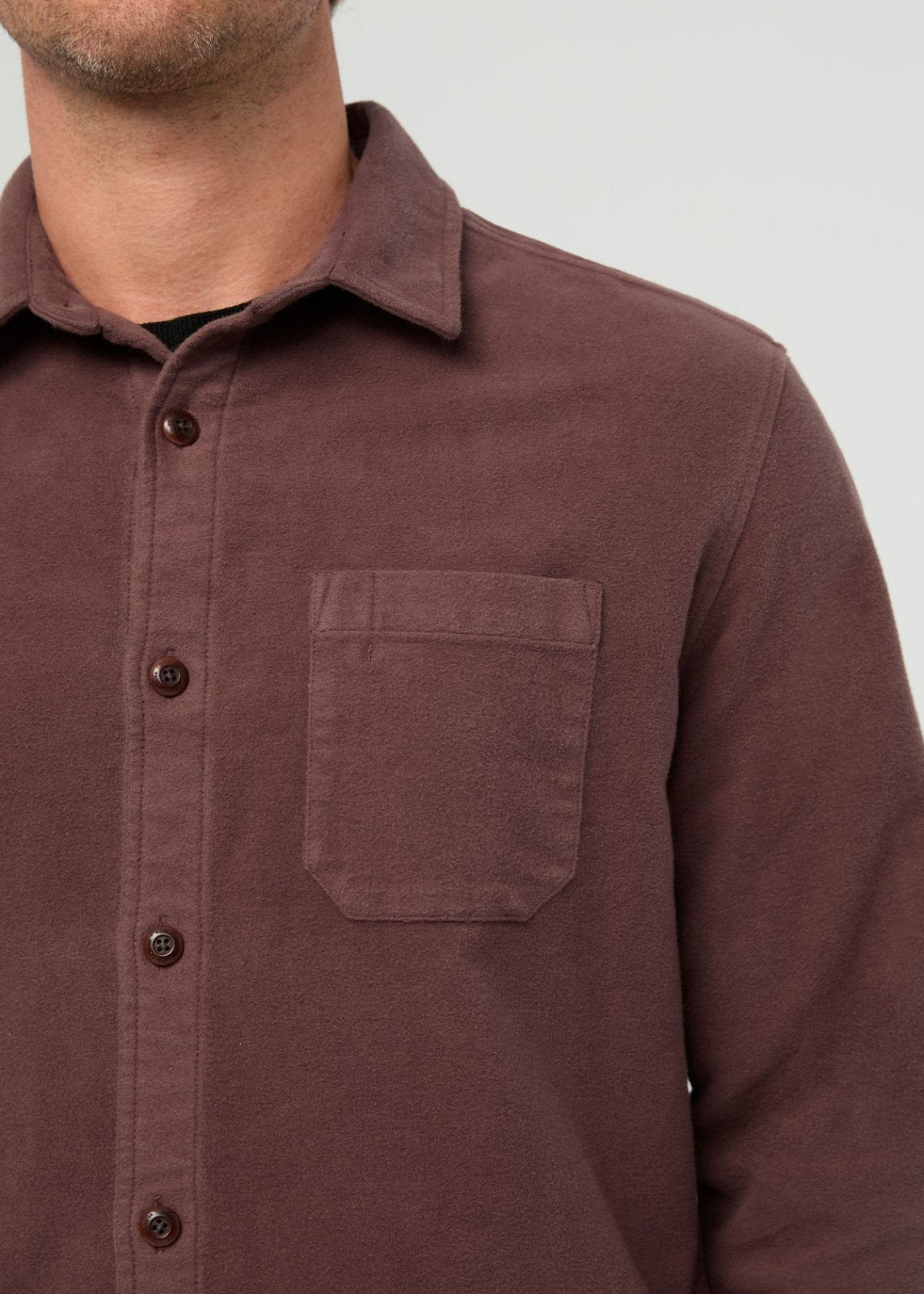 mens-no-sweat-moleskin-overshirt-chestnut front pocket detail