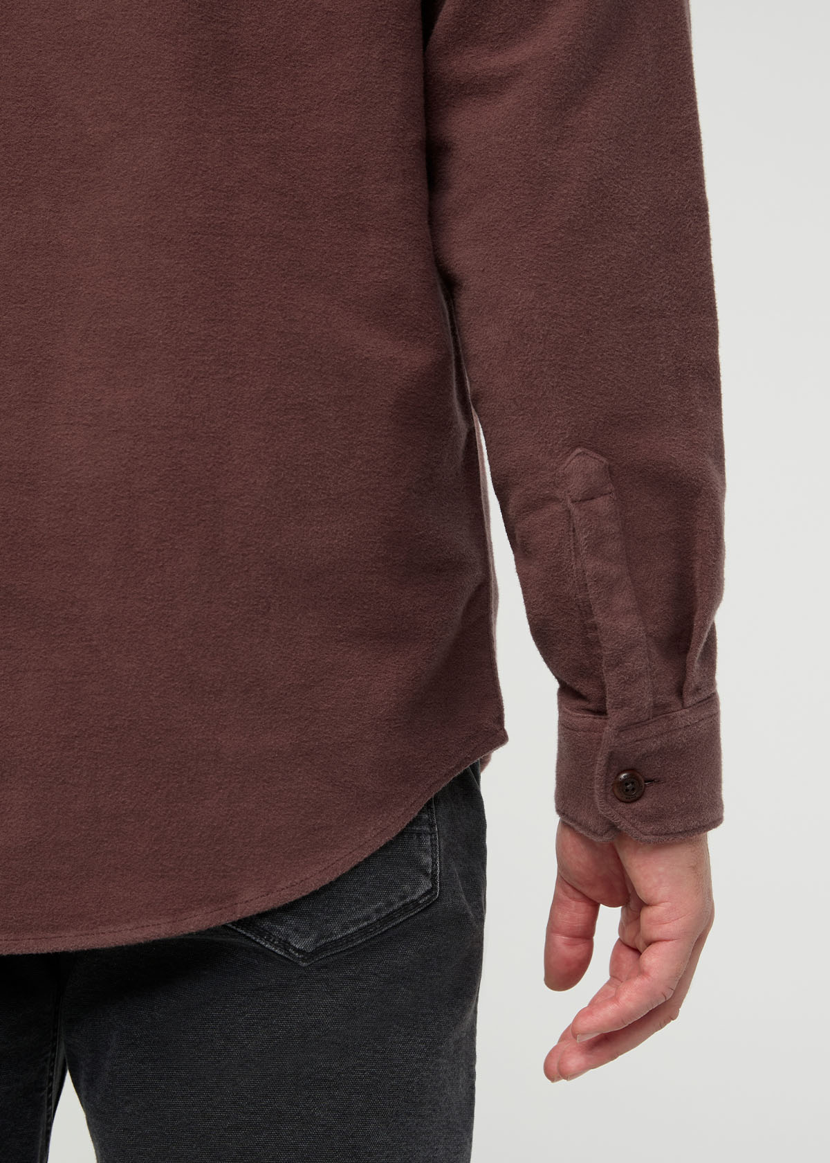 mens-no-sweat-moleskin-overshirt-chestnut right sleeve detail