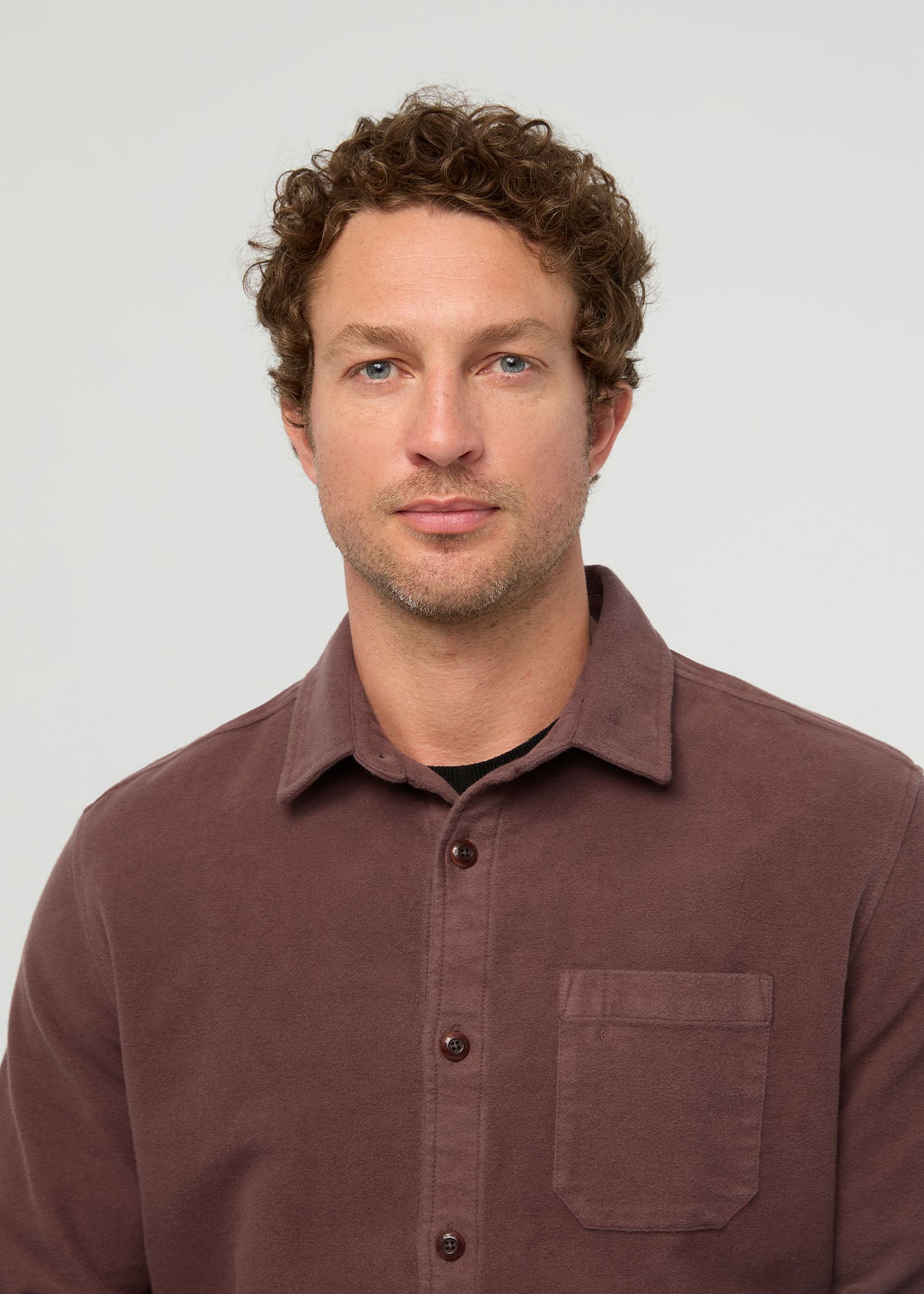 mens-no-sweat-moleskin-overshirt-chestnut front collar detail