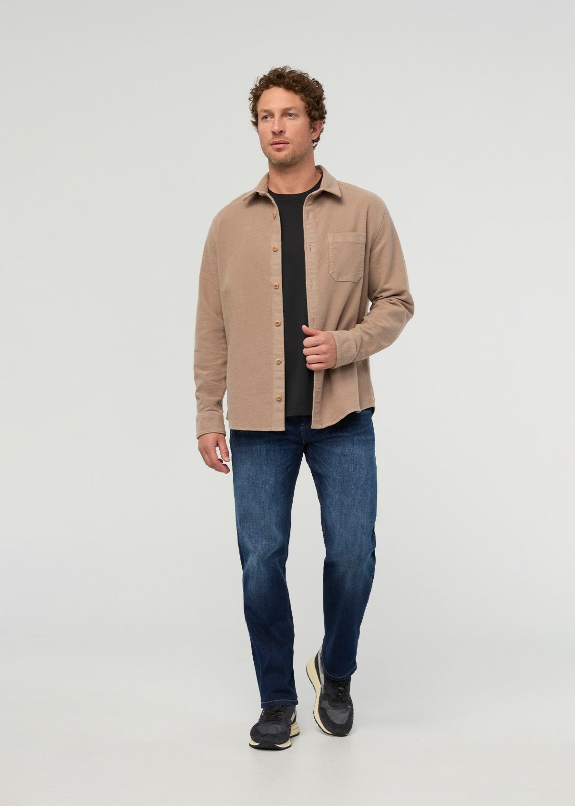 mens-no-sweat-moleskin-overshirt-desert-tan front full body