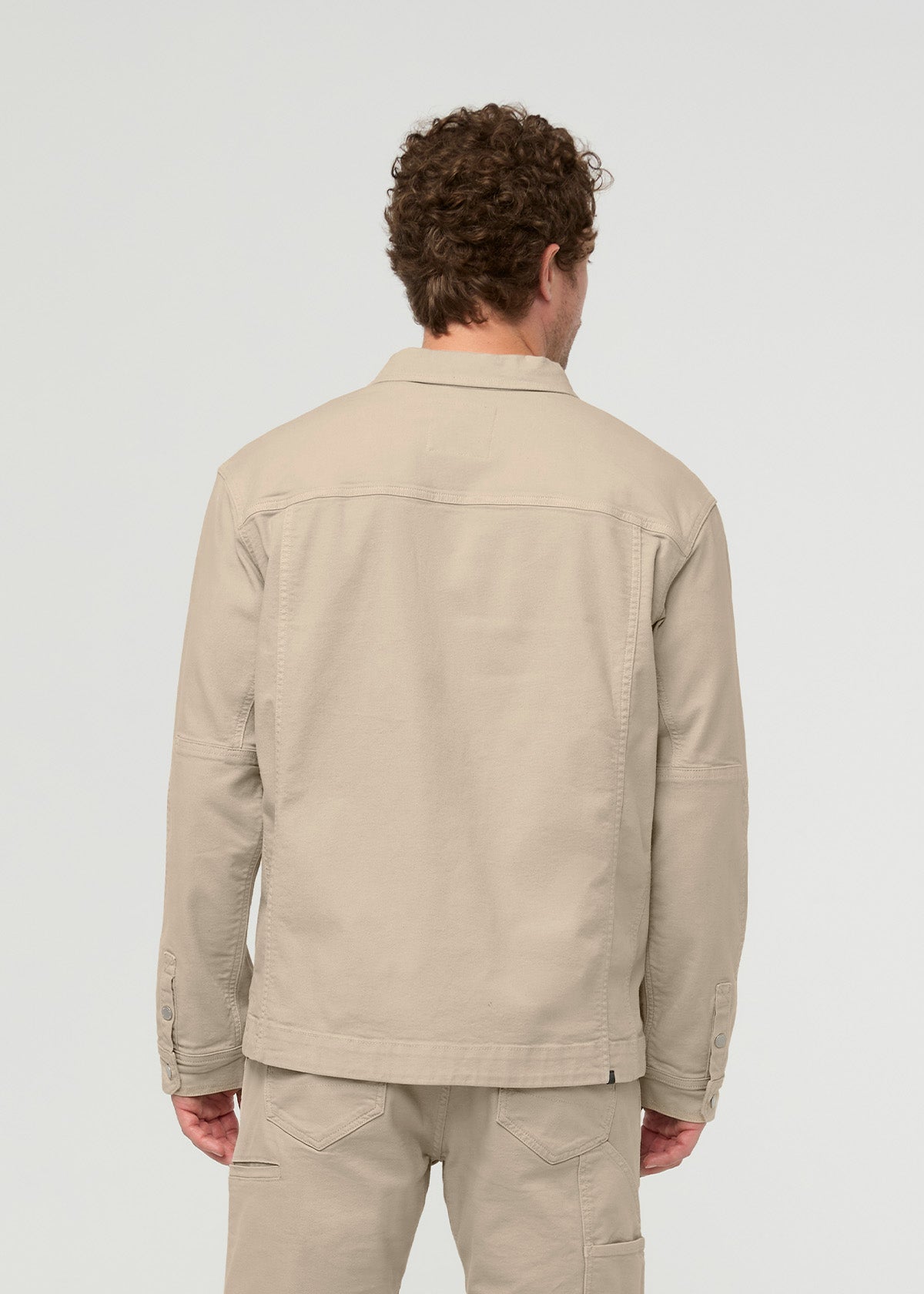 veste-de-travail-en-toile-extensible-pour-homme-teinte-en-pièce-couleur-sable (verso)