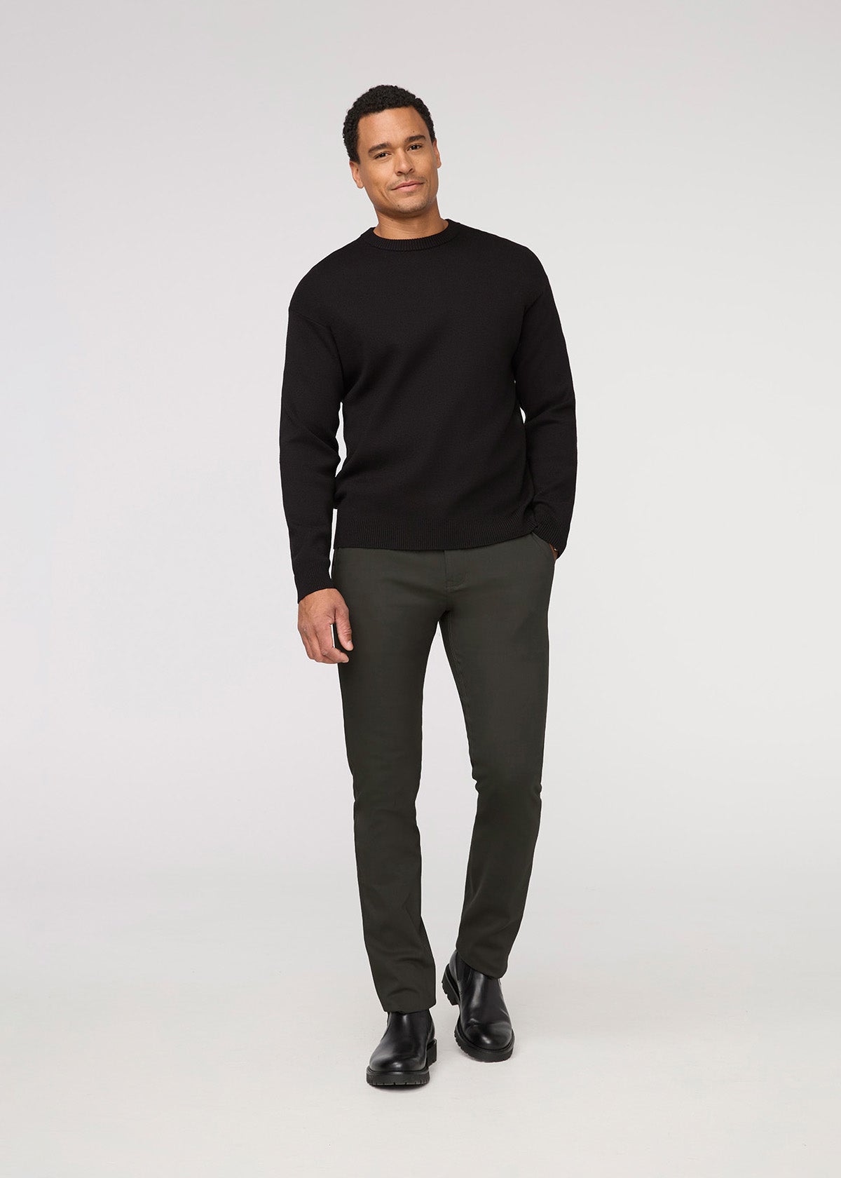 mens dark green relaxed fit stretch trouser full body