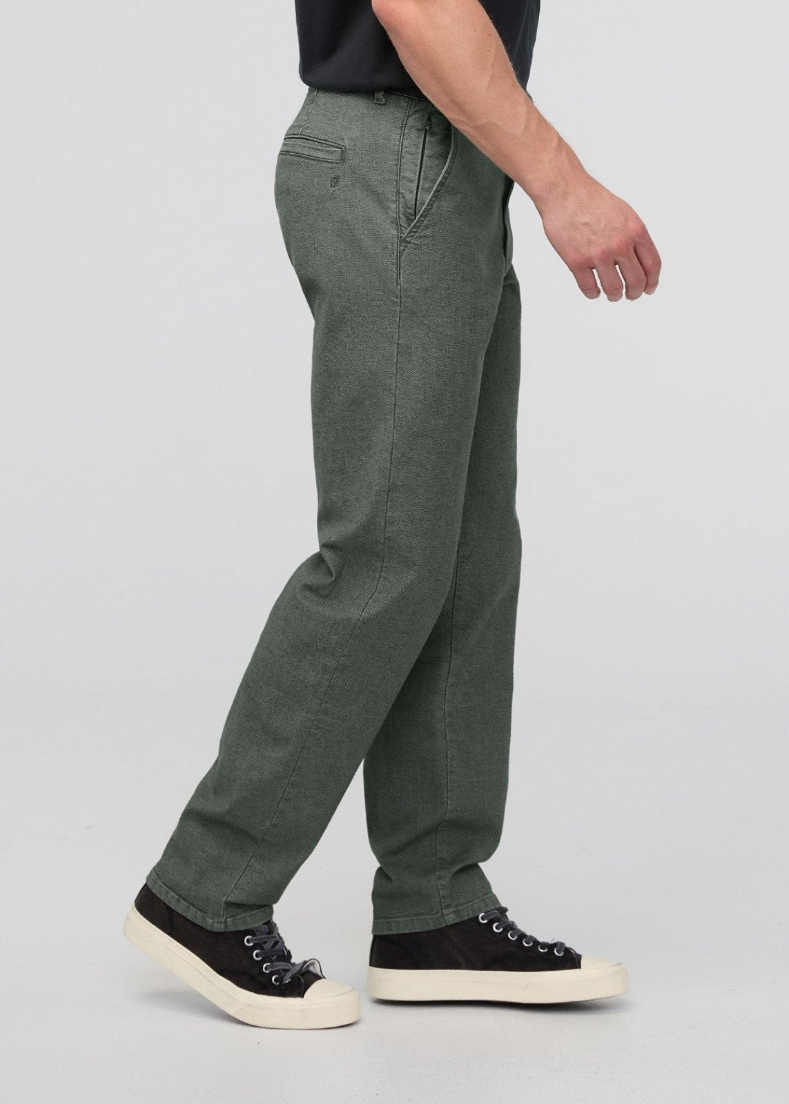 Men's Black Spruce Stretch Canvas Relaxed Straight Chino side
