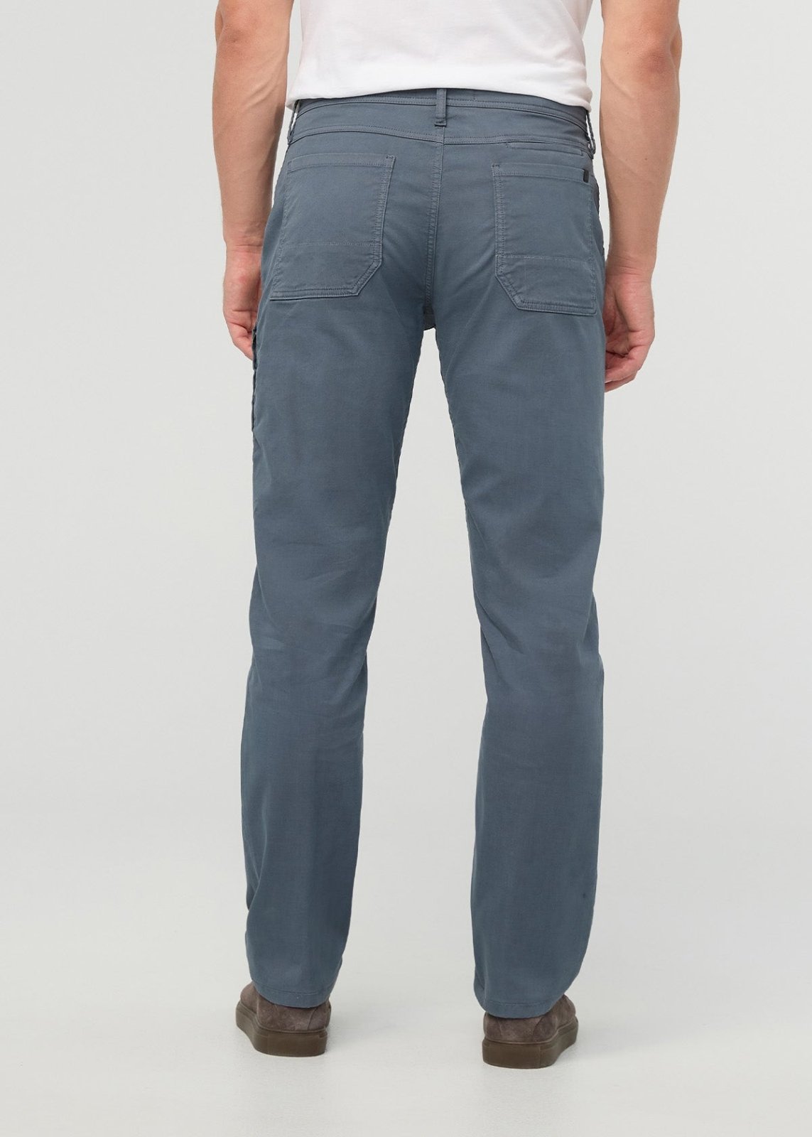 Pantalon de voyage bleu ardoise pour homme - dos