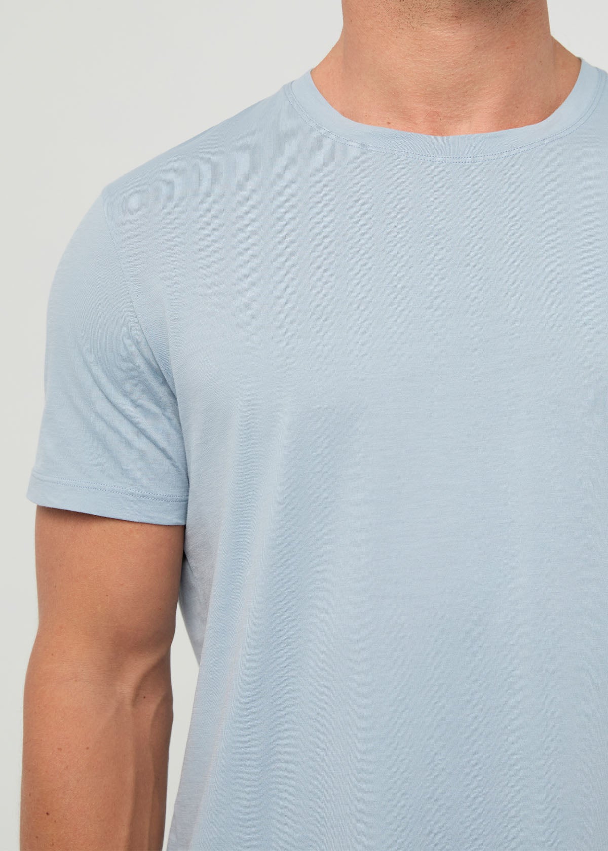 Men's 100% Pima Cotton Glacier T-Shirt front detail