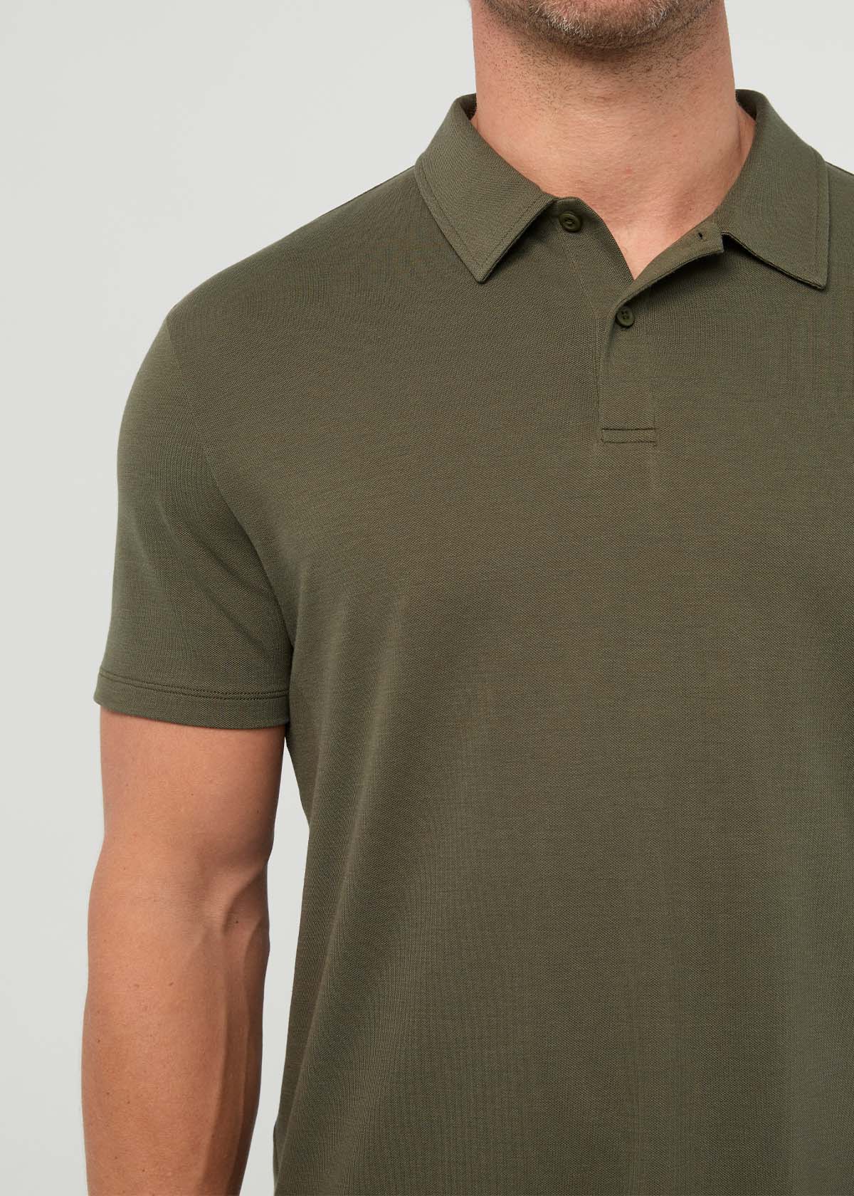 Men's Breathable Kelp T-Shirt front detail
