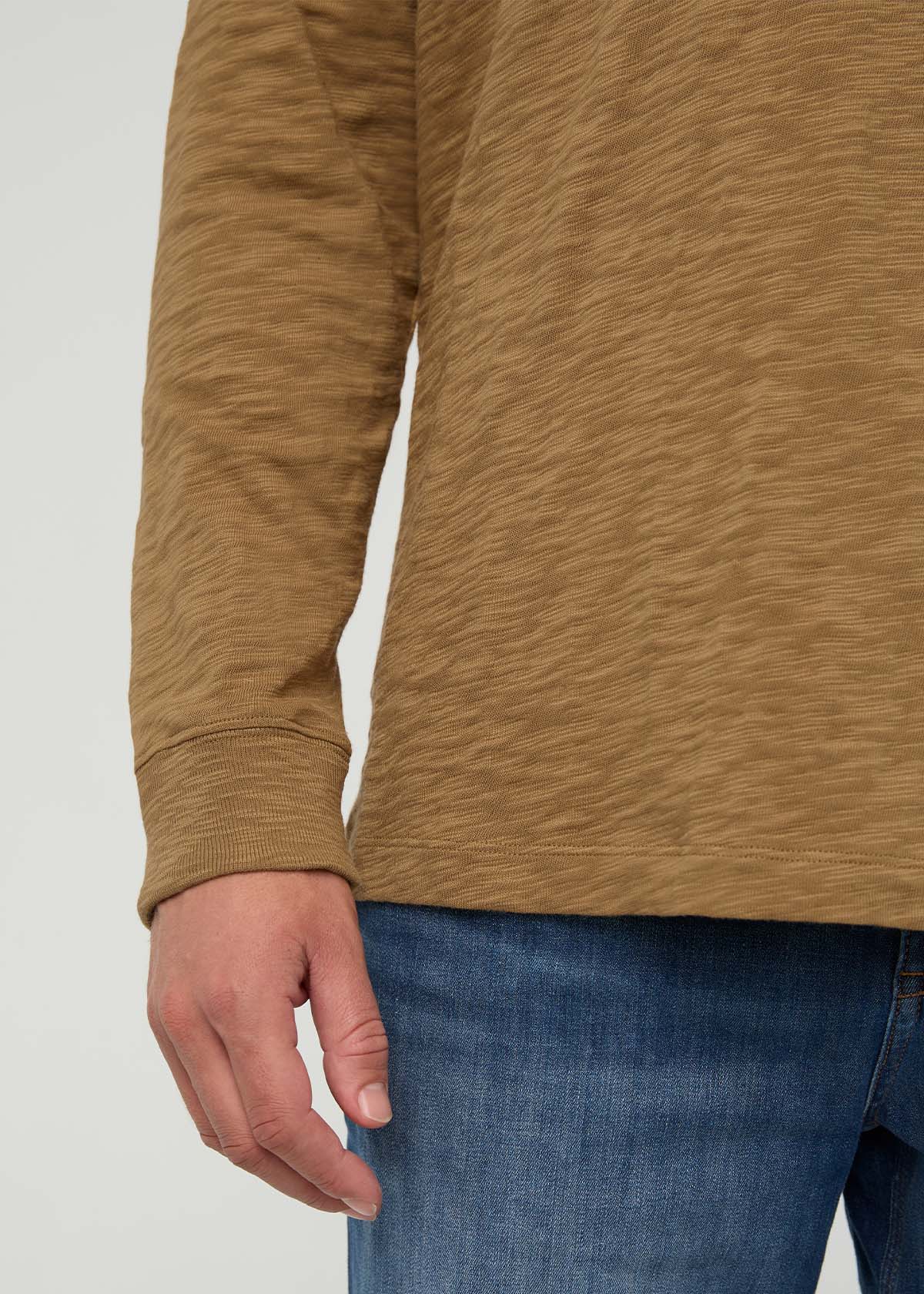 T-shirt Henley à manches longues en jersey slub d'épaisseur moyenne - Caramel