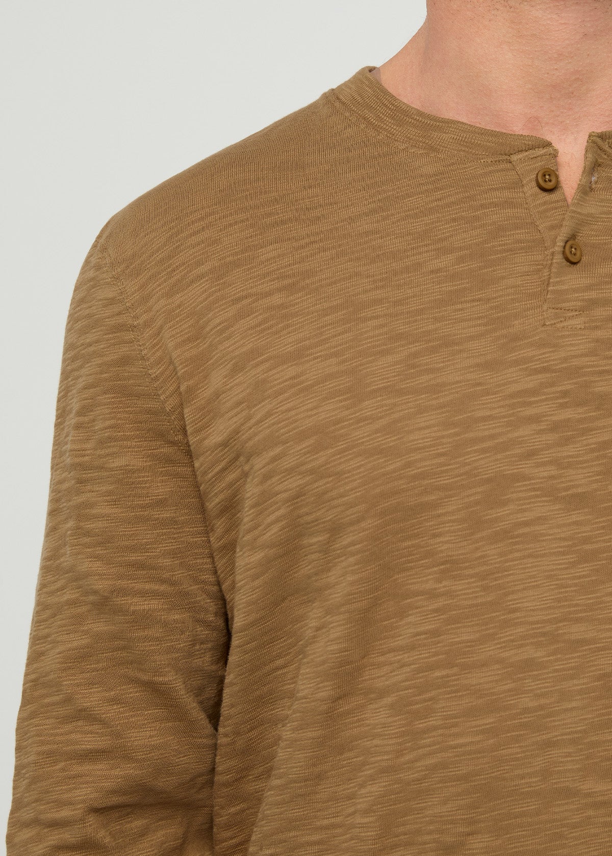 T-shirt Henley à manches longues en jersey slub d'épaisseur moyenne - Caramel