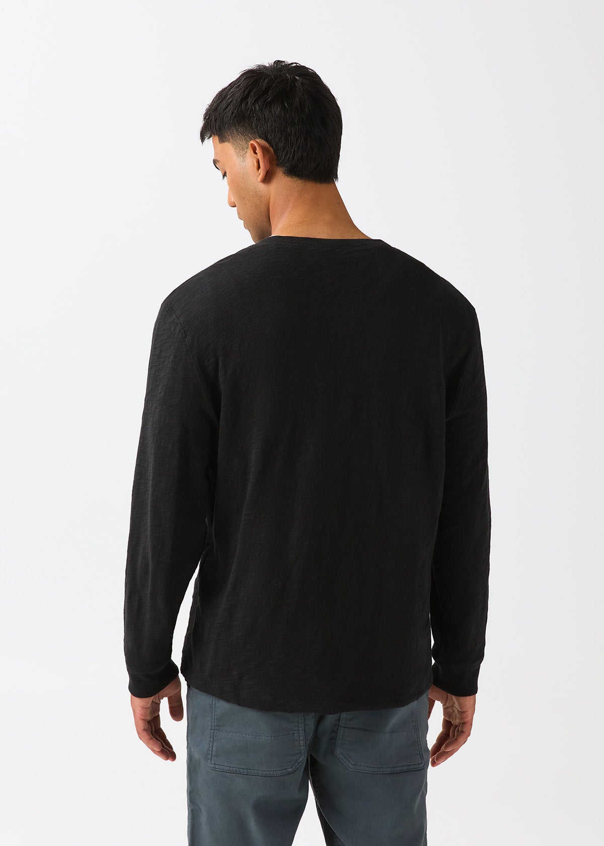 T-shirt Henley à manches longues en jersey slub d'épaisseur moyenne pour homme - noir (dos)