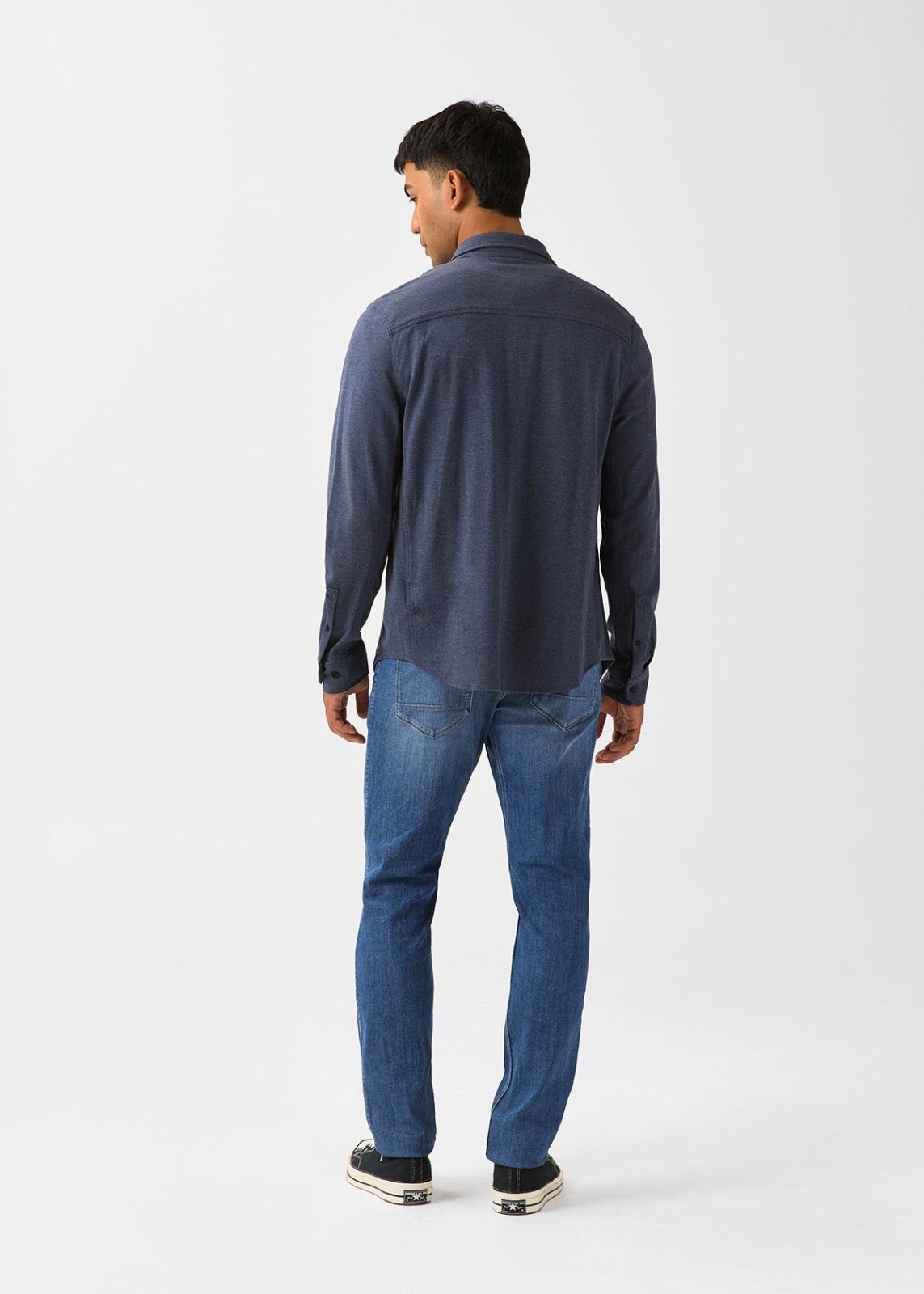 mens-performance-flannel-lite-one-pocket-shirt-heather-navy back full body