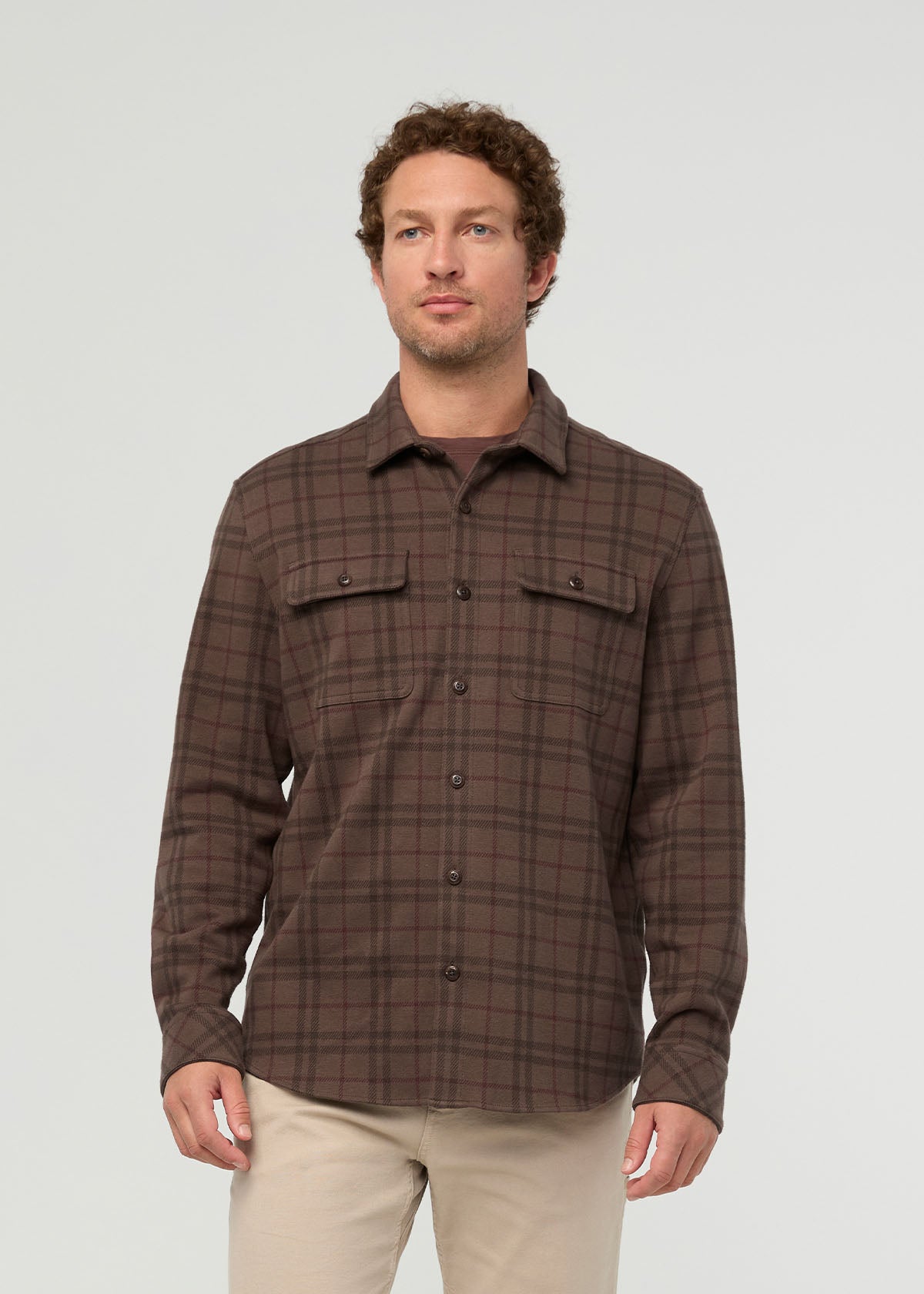 chemise-en-flanelle-pour-homme-performance-motif-carreaux-stout-sur-le-devant 