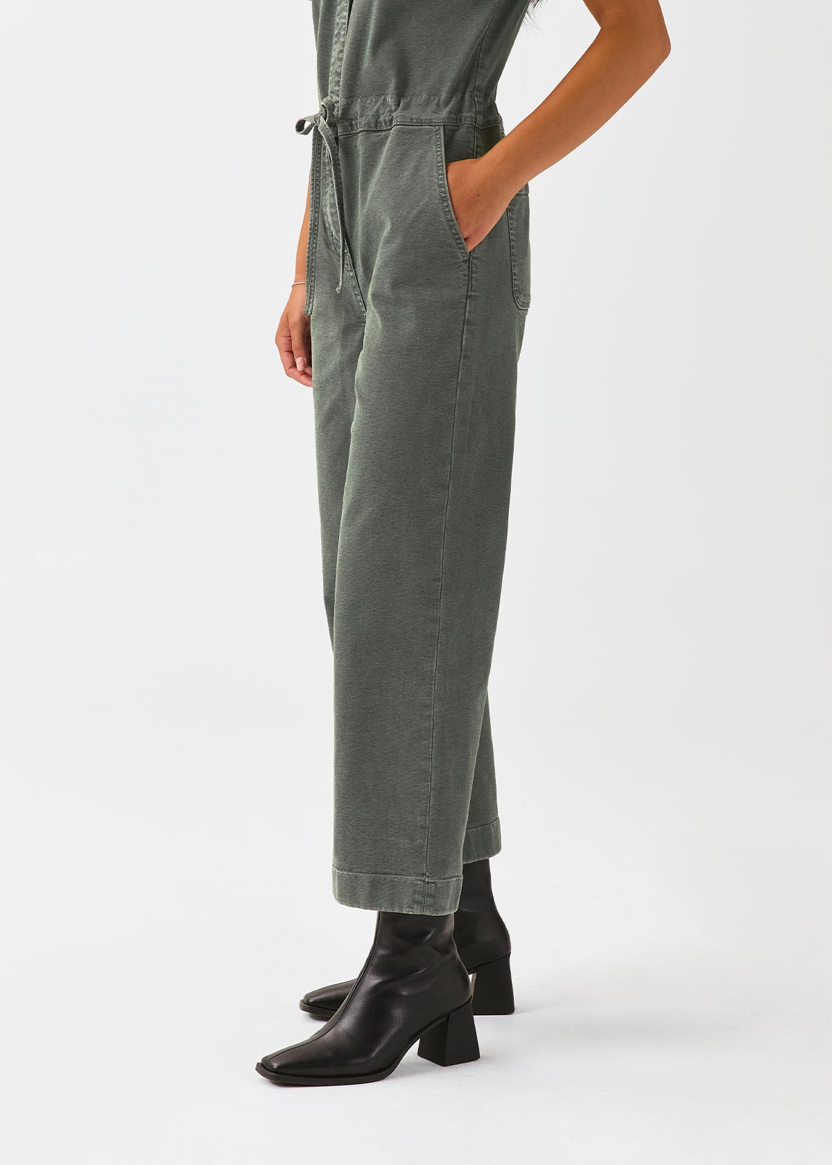 womens-stretch-canvas-girlfriend-jumpsuit-thyme side bottom