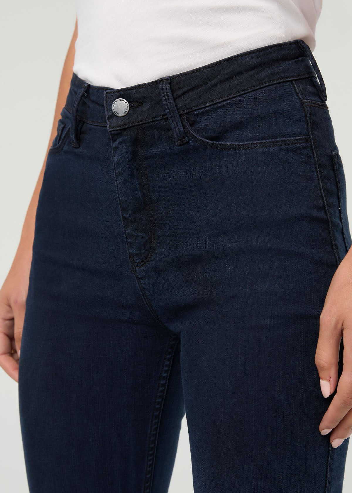 Women's Performance Denim Dusk Slim Straight Jeans front zipper detail