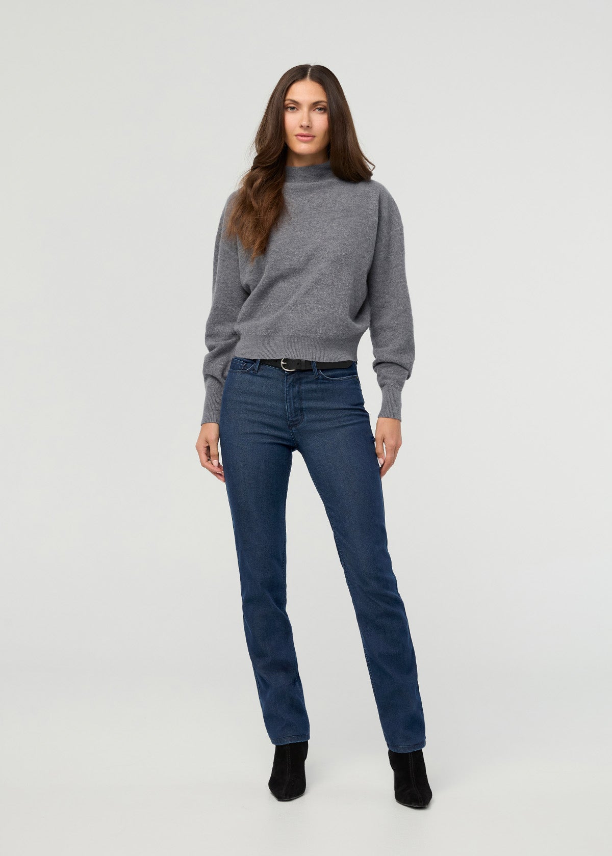 Women's Performance Denim Modern Indigo Slim Straight Jeans full front body