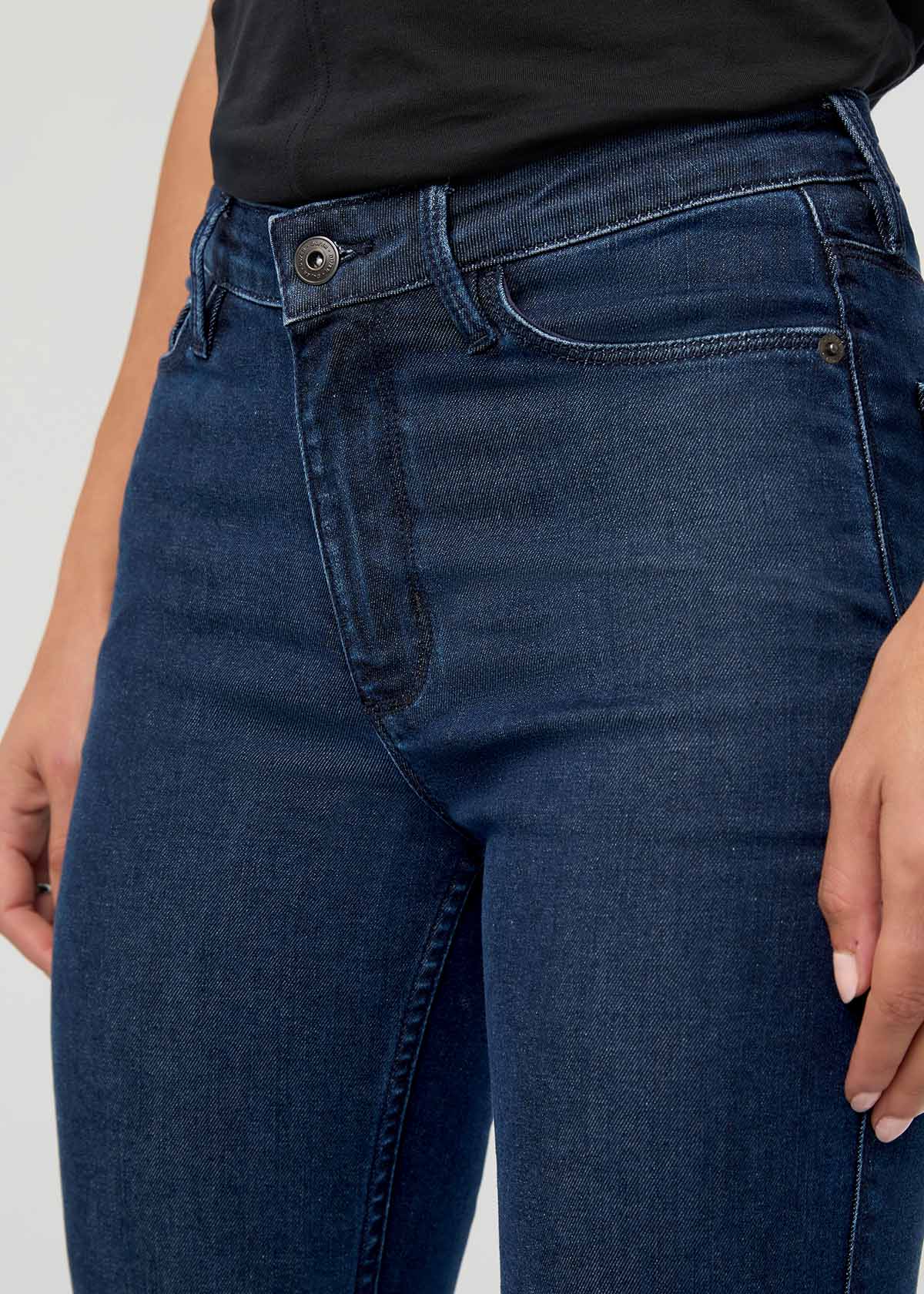 Women's Performance Denim Modern Indigo Slim Straight Jeans front zipper detail