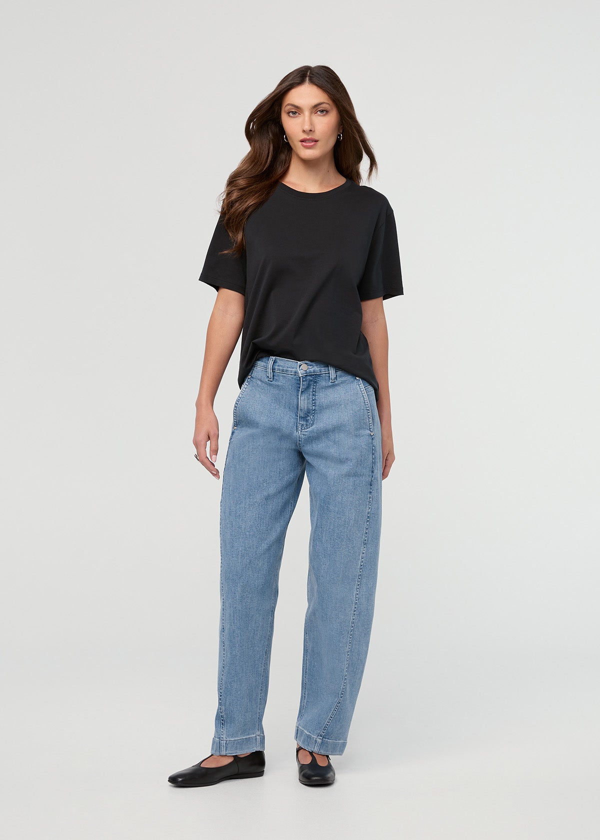 jean-performance-pour-femmes-taille-haute-coupe-barrel-couleur-light-stone - vue de face complète