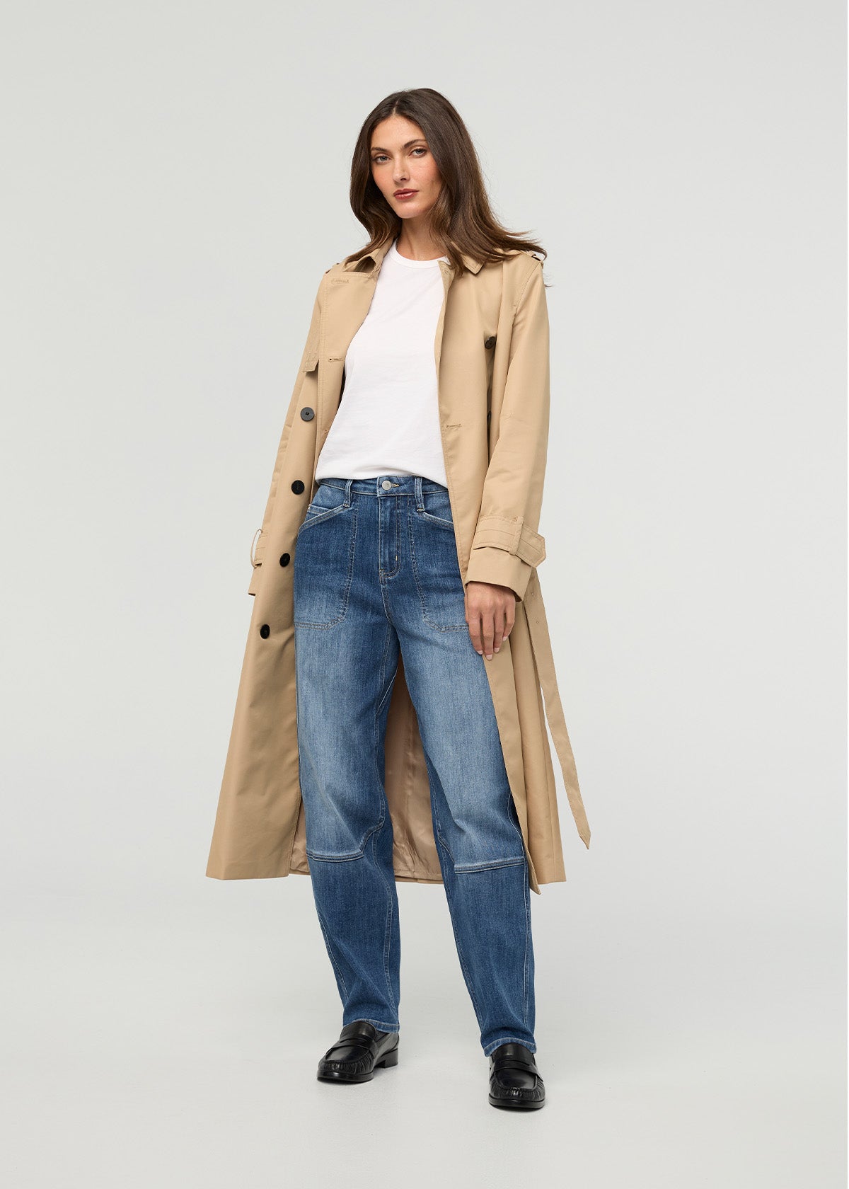 pantalon-denim-performance-pour-femmes-avec-fonctions-pratiques-taille-moyenne-couleur-pierre - vue de face complète