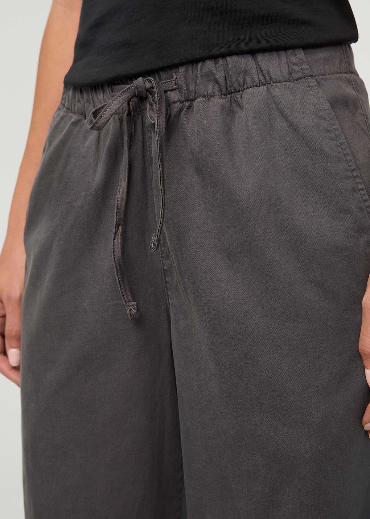 Women's Mineral Deluxe Twill Easy Pant front drawstring detail
