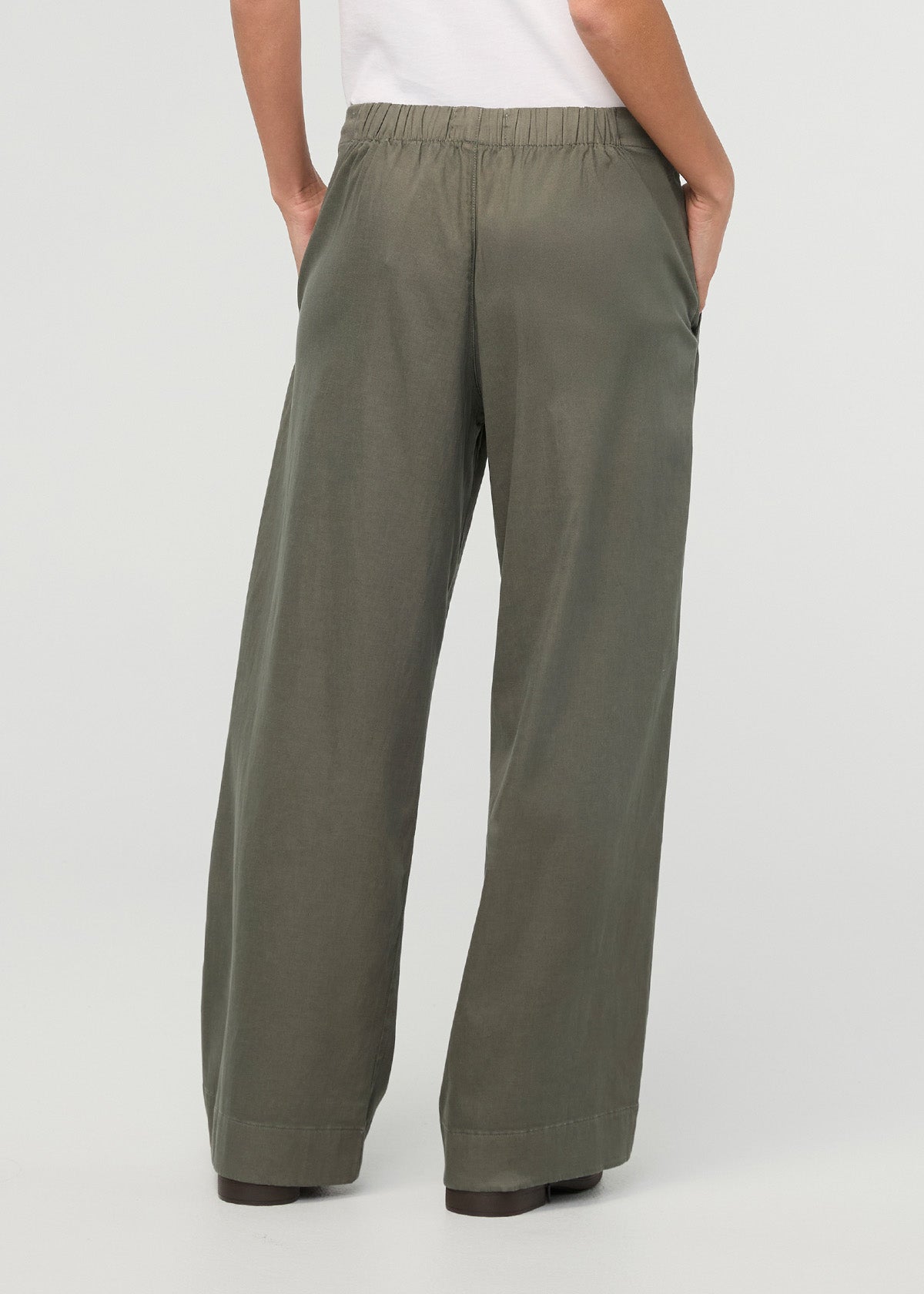 Women's Thyme Deluxe Twill Easy Pant back