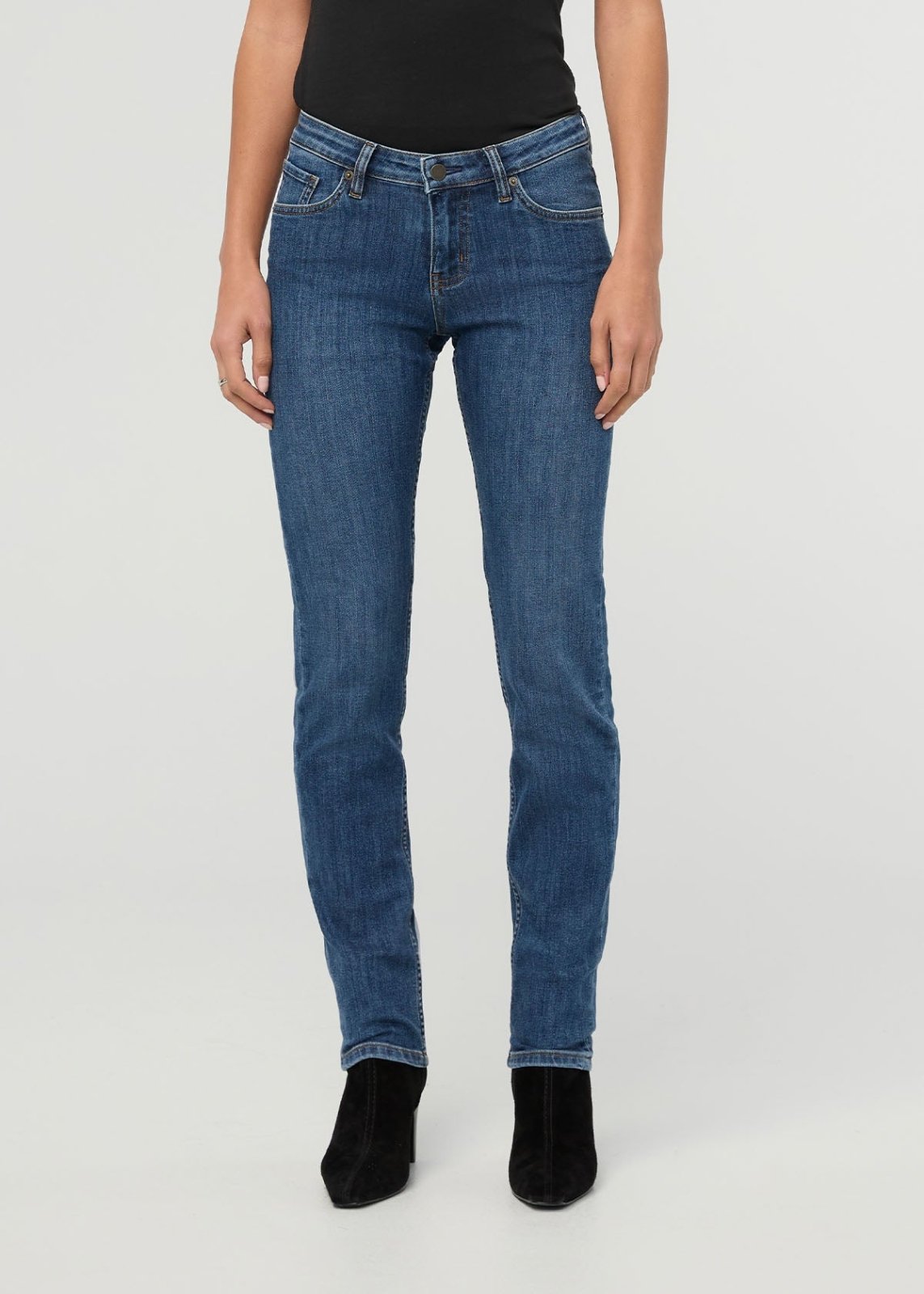 Women's Relaxed Fit Classic Stone Stretch Jeans front