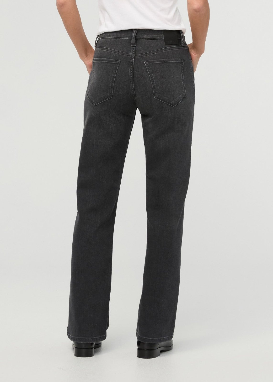 Jeans stretch droits taille moyenne pour femme, noir délavé - Retour