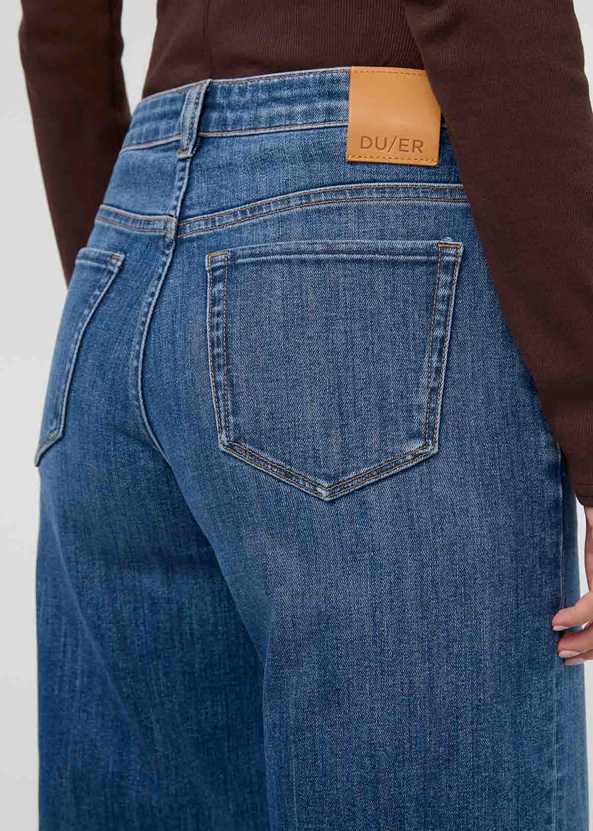 womens-performance-denim-plus-loose-straight-swell back pocket detail