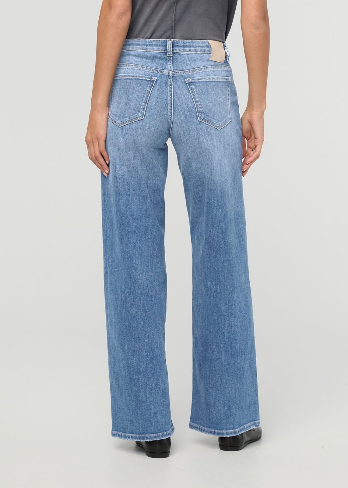 Women's Vintage Seaside Blue Mid Rise Loose Straight Jeans back