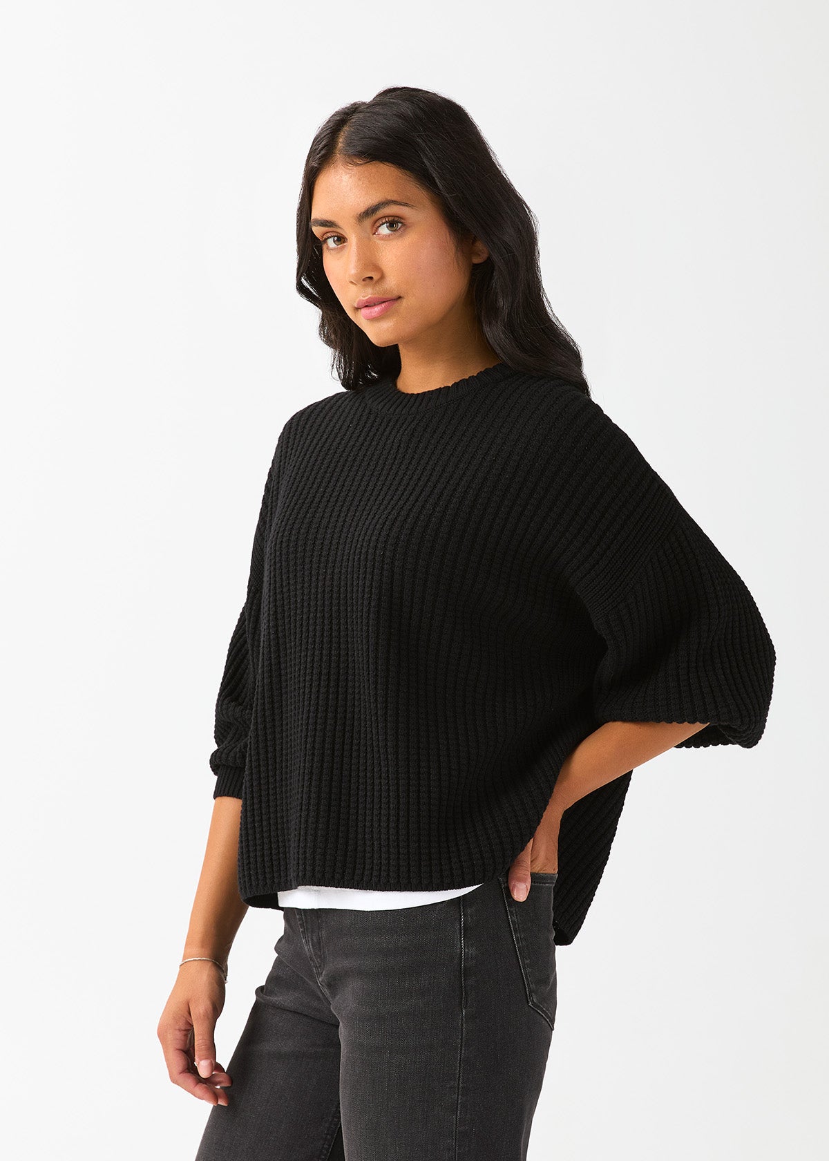 womens-easyknit-lite-crew-neck-black side