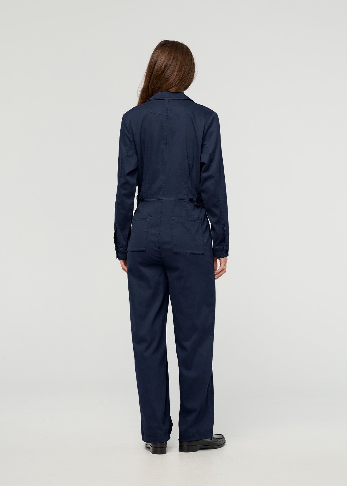 Combinaison décontractée en sergé bleu marine pour femme, dos intégral
