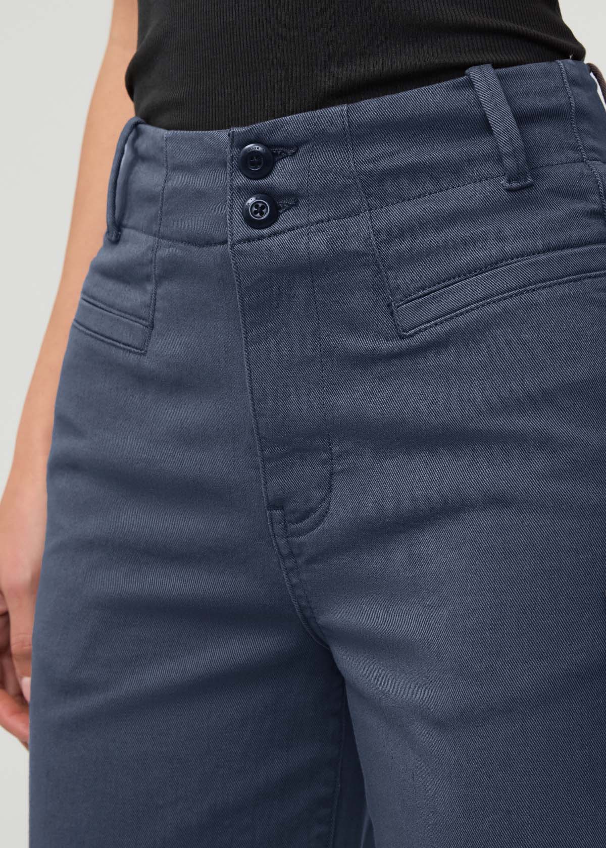 Women's Heritage Blue High Rise Trouser Waist Detail