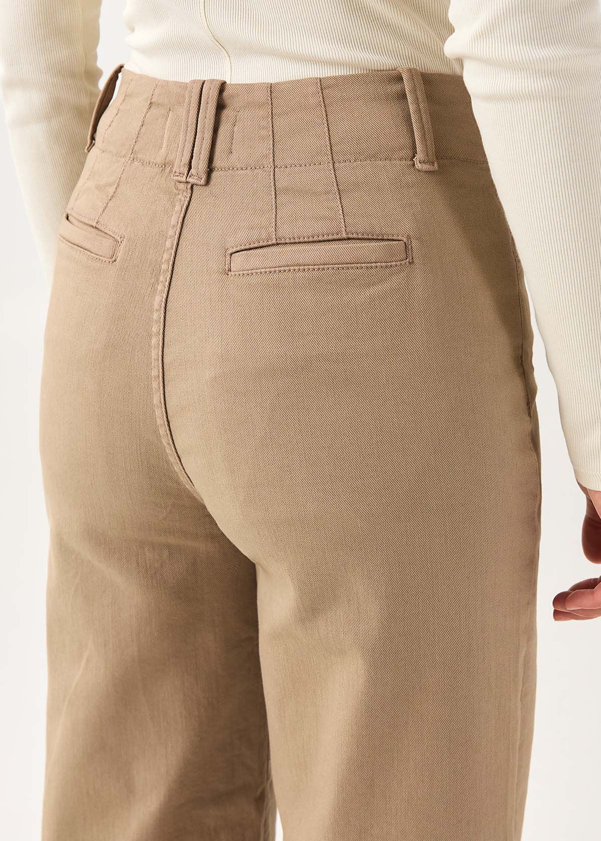 Women's Desert Tan High Rise Trouser back pocket detail