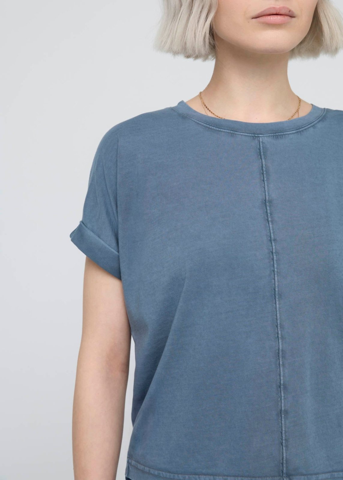 women's washed stone blue 100% pima cotton t-shirt front neckline detail