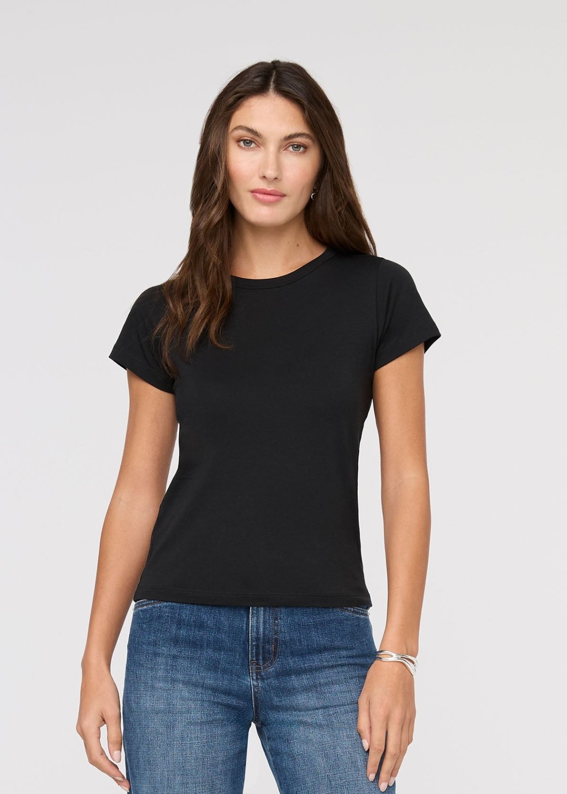 womens black 100% pima cotton fitted t-shirt front