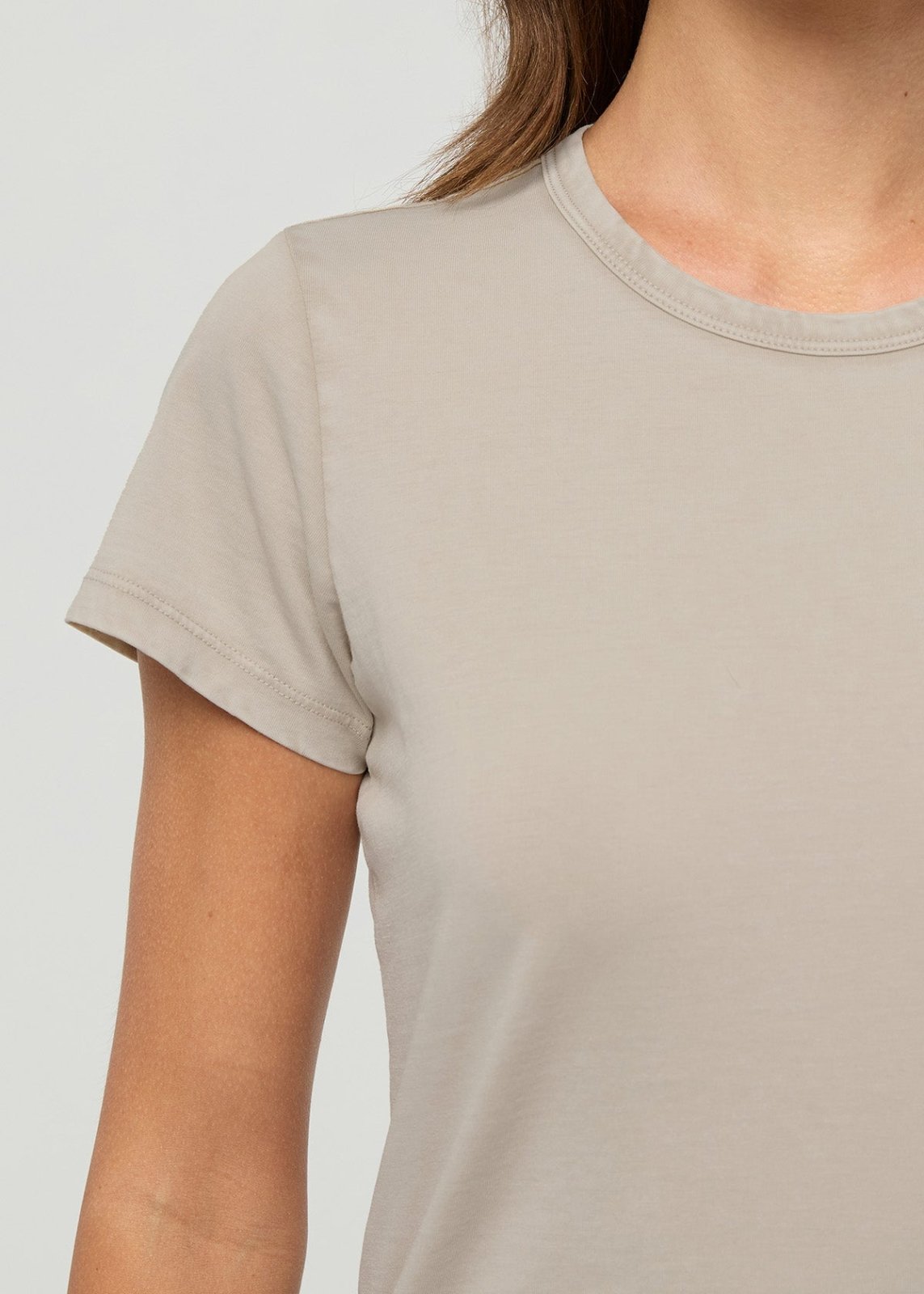 T-shirt ajusté pour femme, blanc, 100 % coton Pima – détail de la manche avant