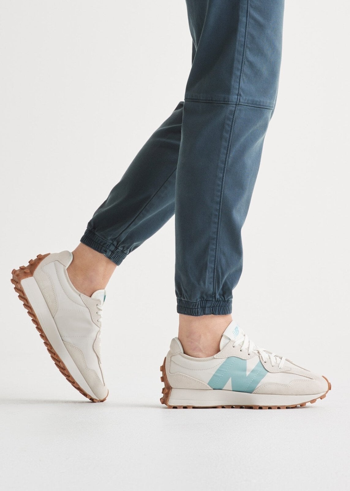 womens high rise blue athletic jogger ankle cuff
